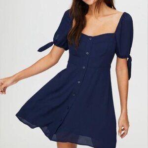 Aritzia Sunday Best Imogen Dress